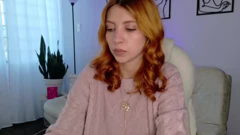 Sienna online show from 09.16.25