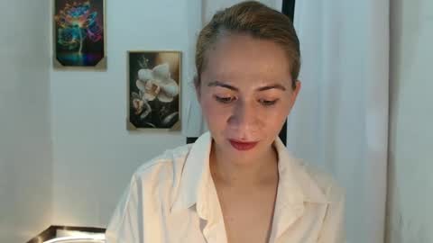 Snapshot of imyourcottoncandy chatting on 02.05.25 kc online show from 02.05.25