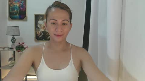 Snapshot of imyourcottoncandy chatting on 02.16.25 kc online show from 02.16.25