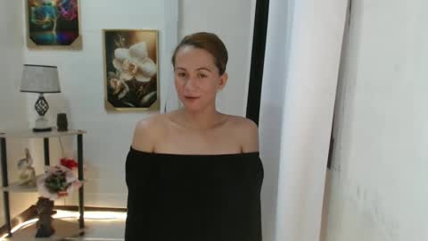 Snapshot of imyourcottoncandy chatting on 02.22.25 kc online show from 02.22.25