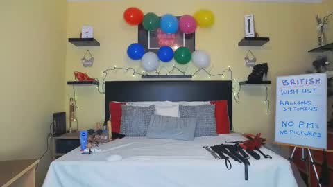 inannalove online show from 12.12.24