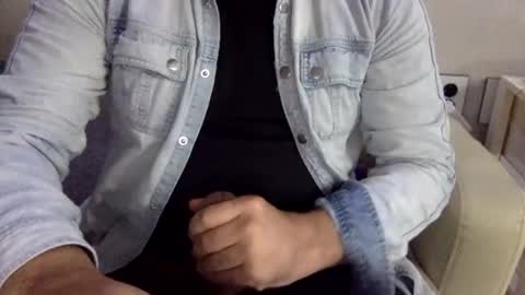 Inchesofhappiness7 online show from 11.10.25