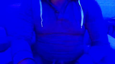 Inchesofhappiness7 online show from 11.26.25