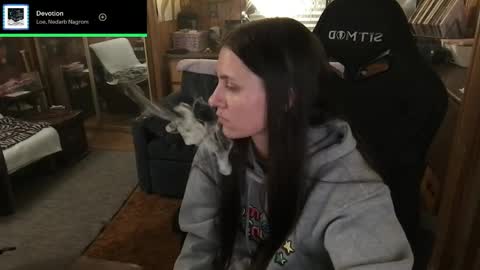 Snapshot of incognitoqueen chatting on 05.16.26 Carter online show from 05.16.26