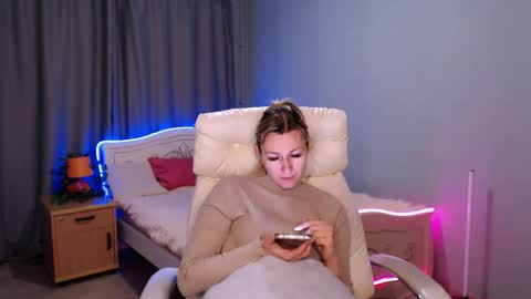 incredible_ariela online show from 12.11.24