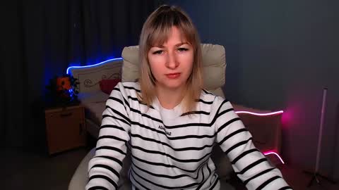 incredible_ariela online show from 12.20.24