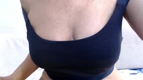 Della online show from 01.27.25