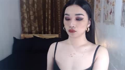 indestructabletrixie online show from 01.25.25