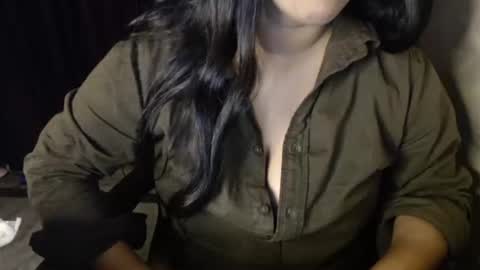 Nia online show from 10.26.25