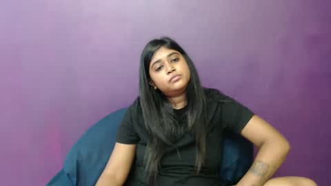 Melz online show from 02.28.25