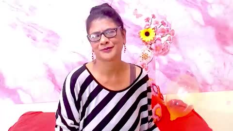 Snapshot of indianallure chatting on 02.17.26 Femiez online show from 02.17.26