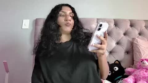 Snapshot of indianbutter999 chatting on 02.15.26 FREE Onlyfans online show from 02.15.26