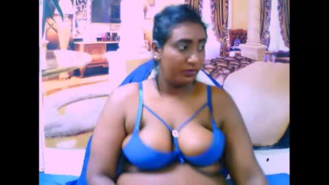 Snapshot of indiancherry4u2luv chatting on 03.05.25 indiancherry4u2luv online show from 03.05.25