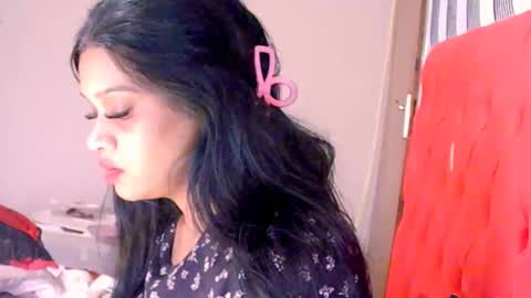 Snapshot of indiancouple4u21 chatting on 11.17.25 indiancouple4u21 online show from 11.17.25