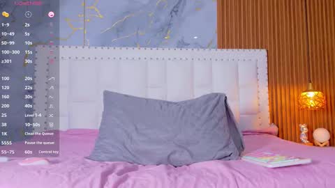 Snapshot of indiancutiie chatting on 09.19.25 LITTLE AINHOA online show from 09.19.25