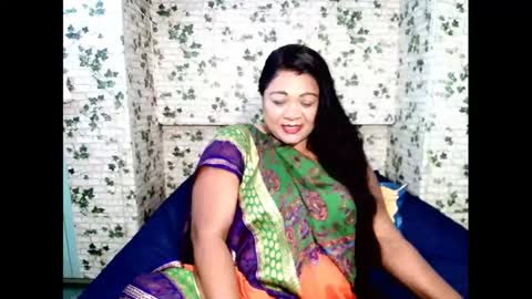 indiandelia online show from 01.15.25