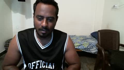 Snapshot of indiandesiguys2023 chatting on 03.09.25 indian guys for you online show from 03.09.25