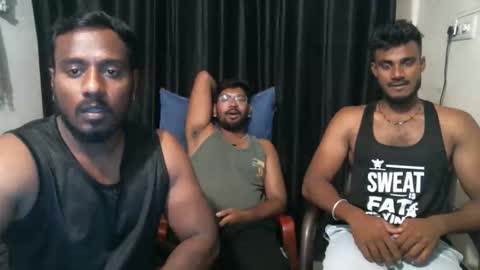 Snapshot of indiandesiguys2023 chatting on 09.10.25 indian guys for you online show from 09.10.25