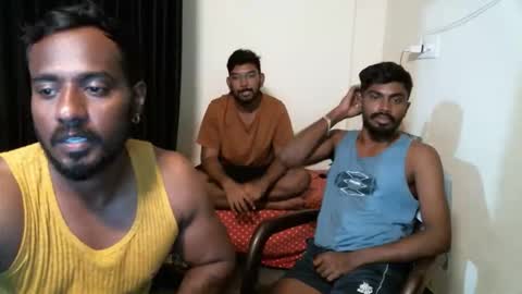 Snapshot of indiandesiguys2023 chatting on 09.17.25 indian guys for you online show from 09.17.25