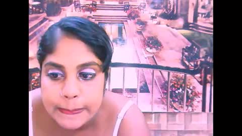 Snapshot of indiandiva27 chatting on 02.17.26 indiandiva27 online show from 02.17.26