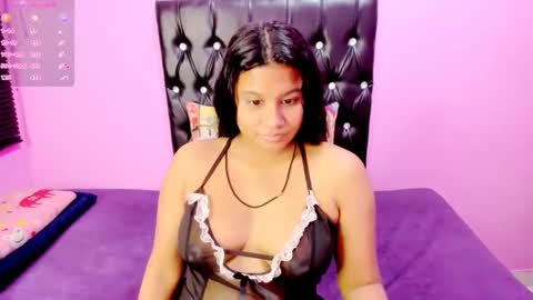 Snapshot of indianflame chatting on 01.30.25 PARADISEQUEEN online show from 01.30.25