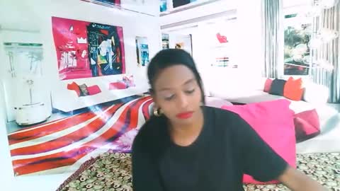 Snapshot of indianlovebug chatting on 09.10.25 Leah online show from 09.10.25