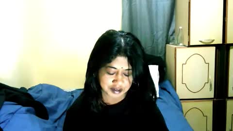 Snapshot of indianpleasures21 chatting on 05.04.26 indianpleasures21 online show from 05.04.26