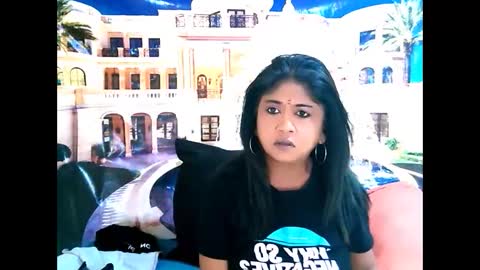 Mika online show from 10.07.25