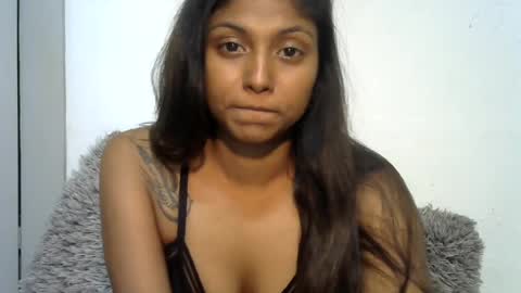 indianqtpie6 online show from 06.15.26