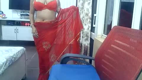 Snapshot of indianrads9 chatting on 10.24.25 Radha online show from 10.24.25