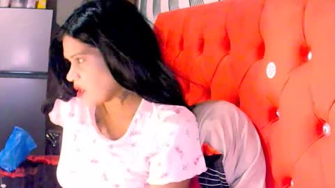 Snapshot of indianrose4u7 chatting on 10.10.25 indianrose4u7 online show from 10.10.25