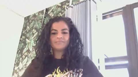 Snapshot of indiansavage1 chatting on 04.18.26 rani online show from 04.18.26