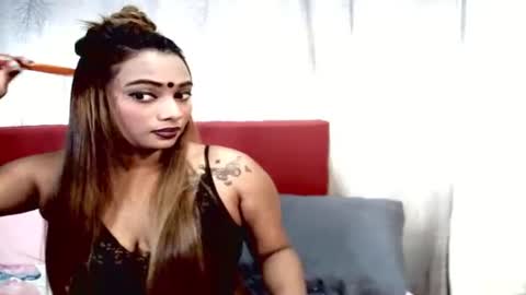 Snapshot of indiansecretlove20 chatting on 02.12.25 goddess online show from 02.12.25