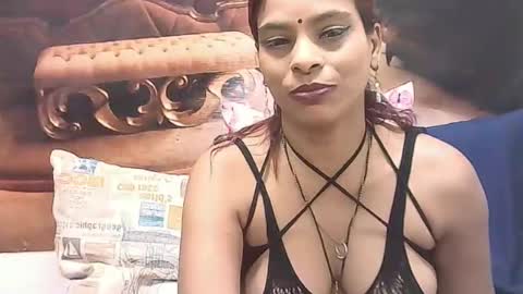 Snapshot of indiansexyass4u2luv chatting on 01.07.25 indiansexyass4u2luv online show from 01.07.25