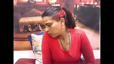 Snapshot of indiansexyass4u2luv chatting on 02.11.25 indiansexyass4u2luv online show from 02.11.25