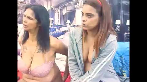 indiansexyass4u2luv online show from 03.03.26