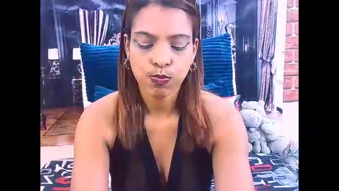 indiansexyass4u2luv online show from 05.21.26