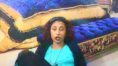indiansexybutt4u2luv online show from 07.12.26