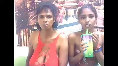 Snapshot of indiansexyslender4u2luv chatting on 01.27.25 indiansexyslender4u2luv online show from 01.27.25