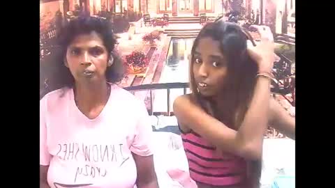 Snapshot of indiansexyslender4u2luv chatting on 01.29.25 indiansexyslender4u2luv online show from 01.29.25