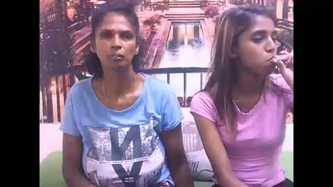 Snapshot of indiansexyslender4u2luv chatting on 01.31.25 indiansexyslender4u2luv online show from 01.31.25