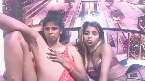 Snapshot of indiansexyslender4u2luv chatting on 01.31.25 indiansexyslender4u2luv online show from 01.31.25