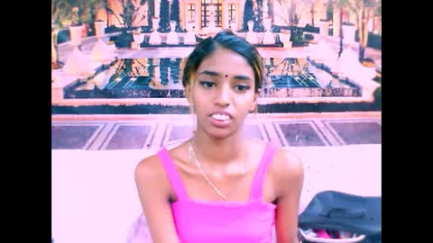 Snapshot of indiansexyslender4u2luv chatting on 02.09.25 indiansexyslender4u2luv online show from 02.09.25