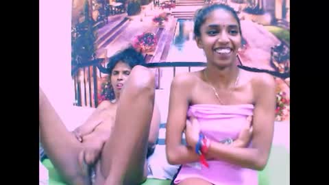 Snapshot of indiansexyslender4u2luv chatting on 02.25.25 indiansexyslender4u2luv online show from 02.25.25