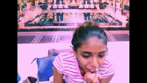 Snapshot of indiansexyslender4u2luv chatting on 02.27.25 indiansexyslender4u2luv online show from 02.27.25
