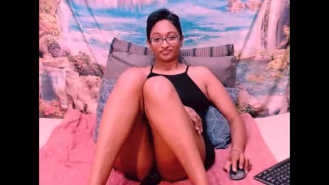 Snapshot of indianspicy69 chatting on 12.11.24 Shreya online show from 12.11.24