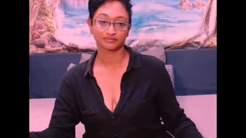 Snapshot of indianspicy69 chatting on 12.17.24 Shreya online show from 12.17.24