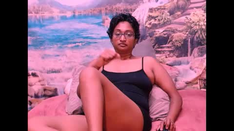 Snapshot of indianspicy69 chatting on 02.05.25 Shreya online show from 02.05.25