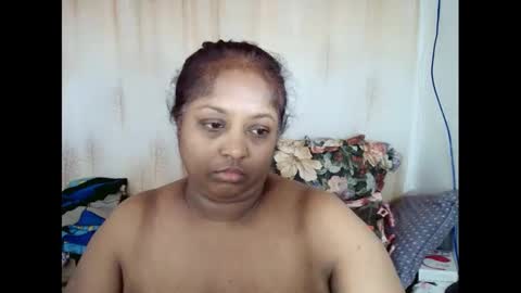 Snapshot of indiantasha chatting on 12.18.24 indiantasha online show from 12.18.24