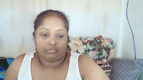 Snapshot of indiantasha chatting on 12.18.24 indiantasha online show from 12.18.24